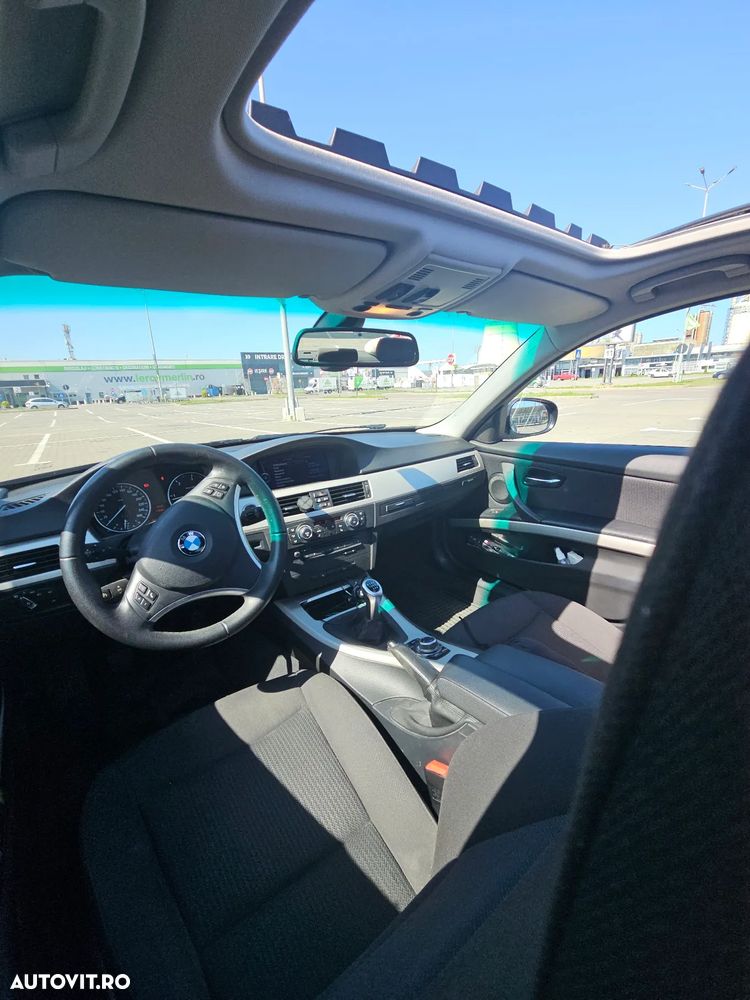 BMW Seria 3 320d - 13