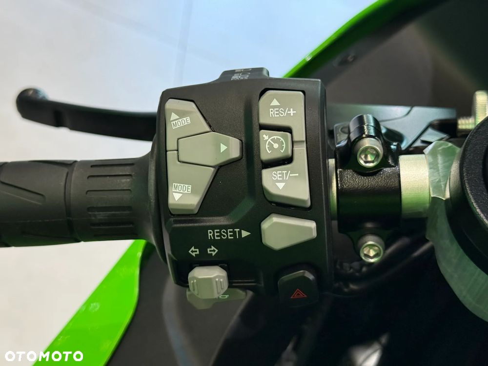 Kawasaki ZX - 13