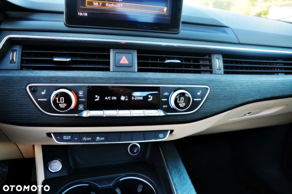 Audi A4 Limousine 40 TFSI S tronic S line - 11