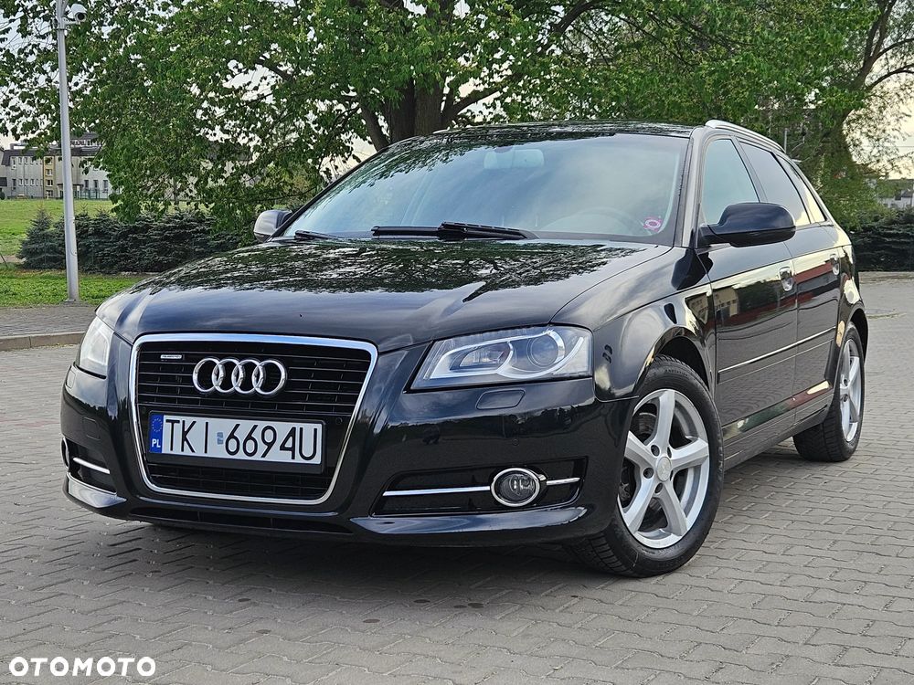 Audi A3 Sportback 2.0 TDI DPF quattro Attraction - 2