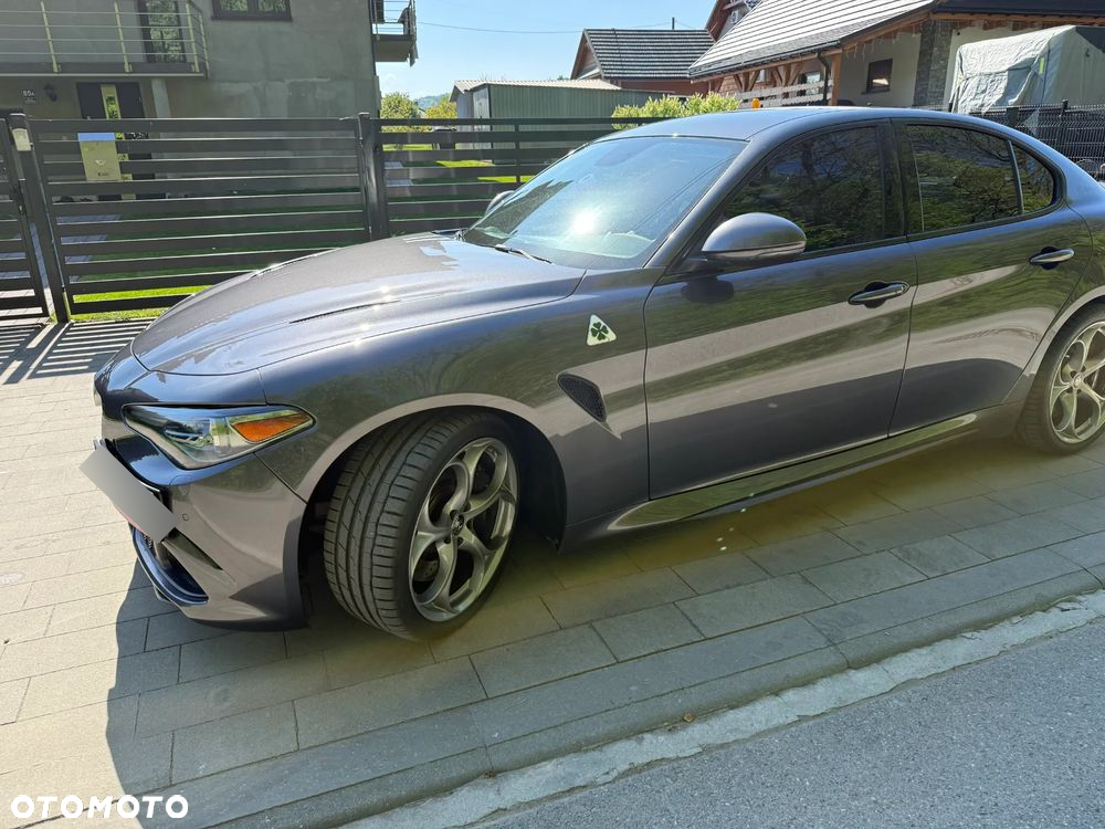 Alfa Romeo Giulia 2.9 Bi Turbo V6 Quadrifoglio - 2