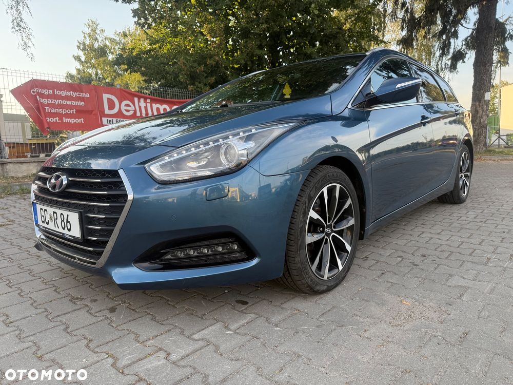 Hyundai i40 Kombi blue 1.7 CRDi DCT Premium - 2