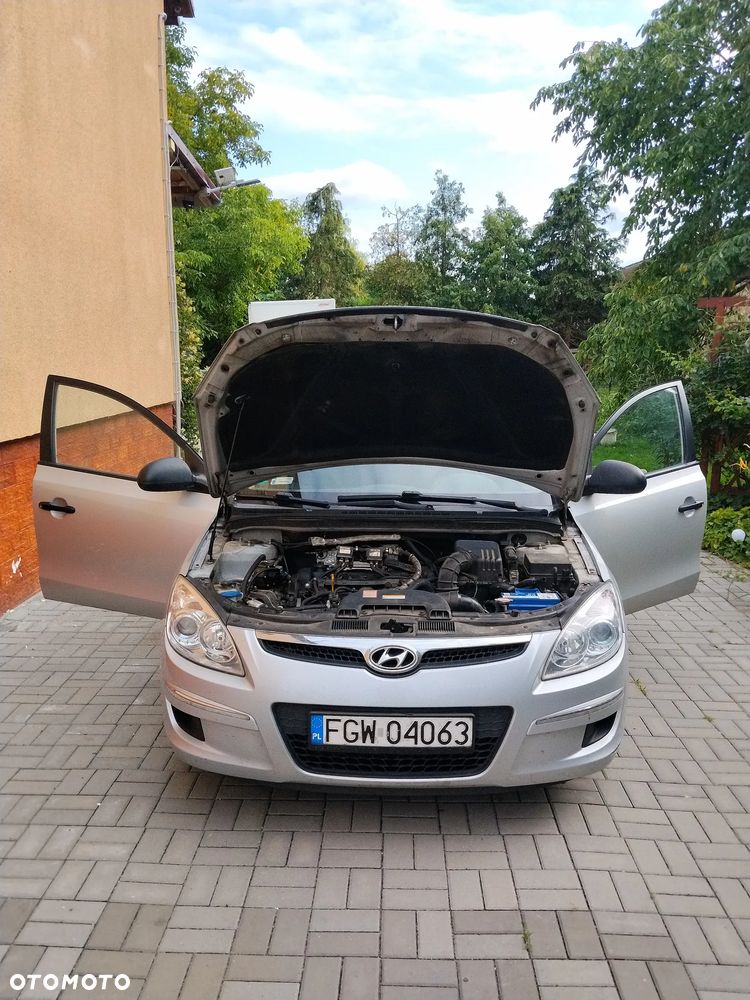 Hyundai i30 1.6 Classic - 18