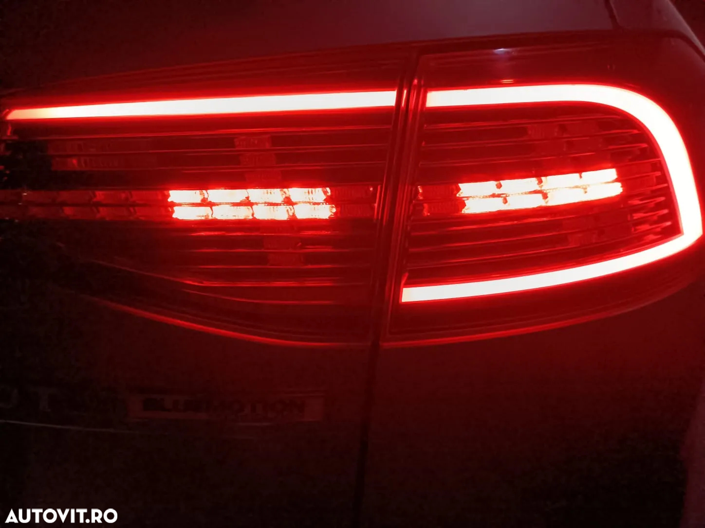Volkswagen Passat Variant 2.0 TDI DSG Highline - 33