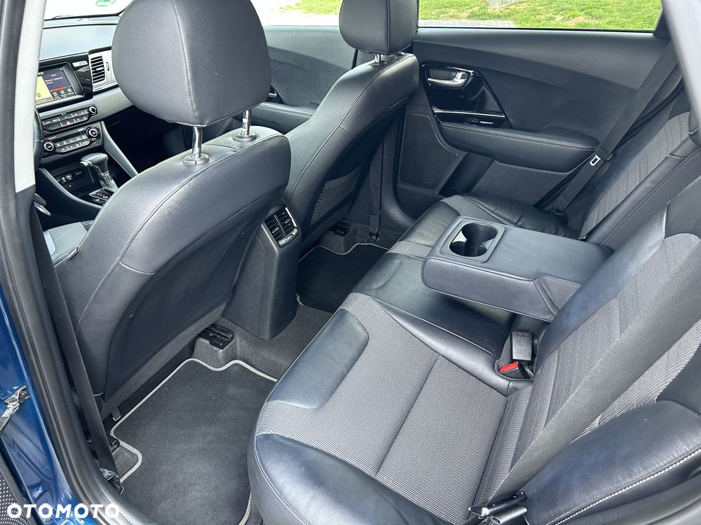 Kia Niro 1.6 GDI 2WD Vision - 27