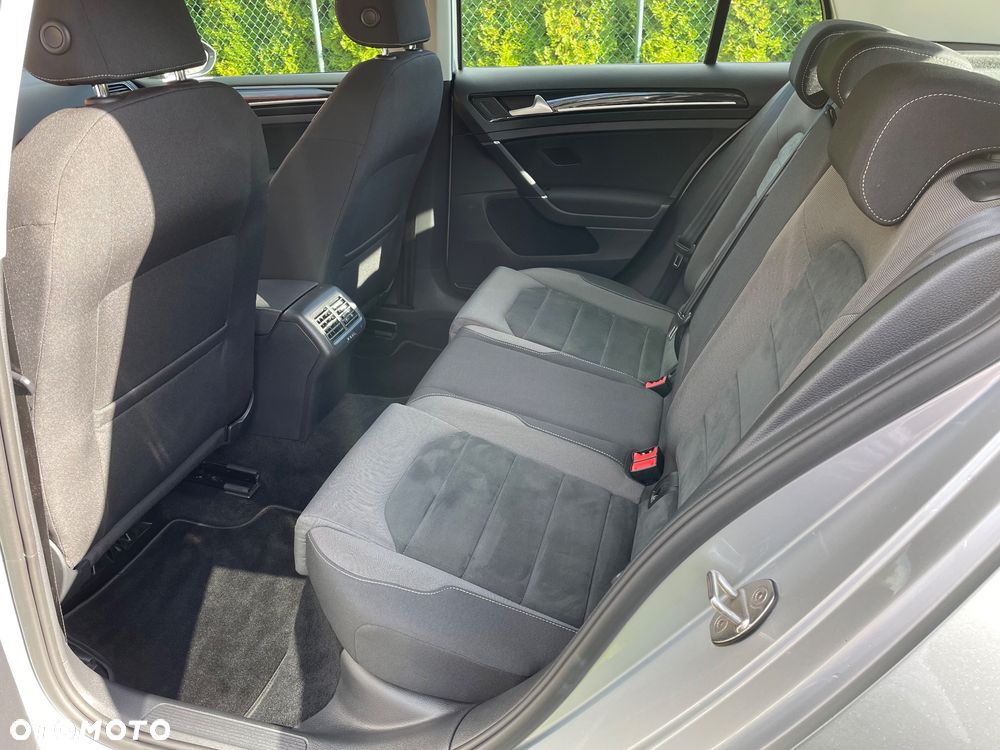 Volkswagen Golf 2.0 TDI BMT Highline DSG - 22