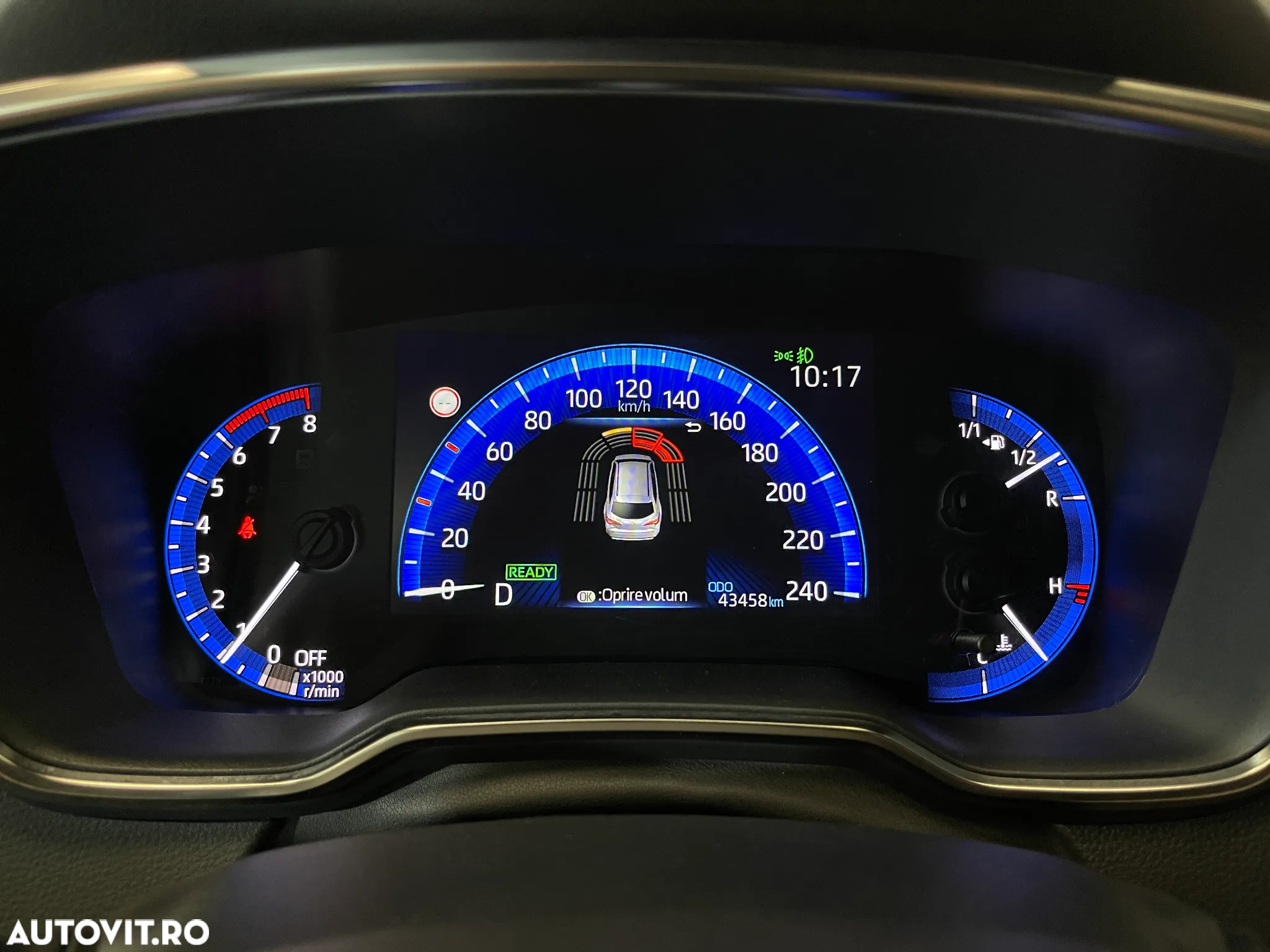 Toyota Corolla 2.0 Hybrid Lounge - 13