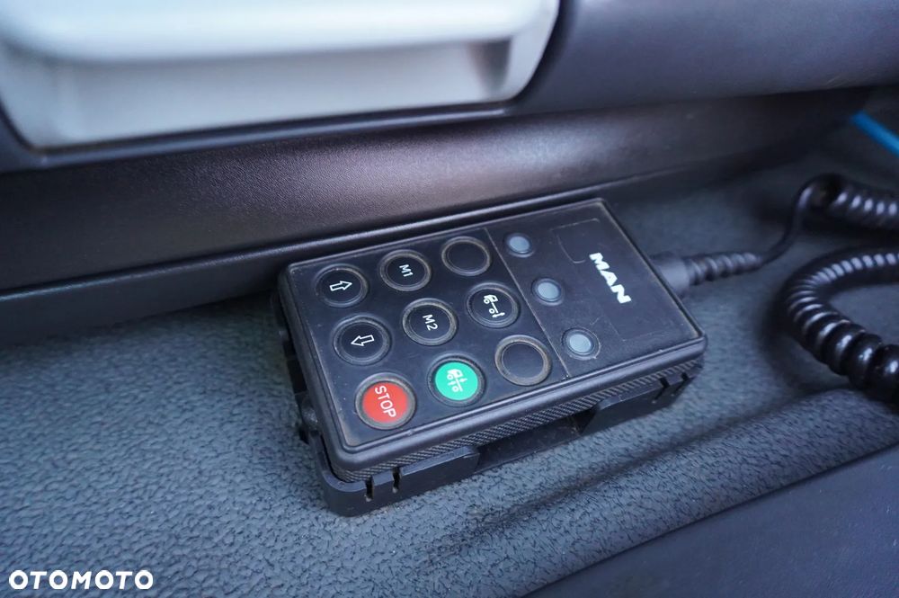 MAN TGM 26.340 E6 / Beczka asenizacyjna Rivard 11,8 m3 / 110 tys. km / oś skrętna - 28