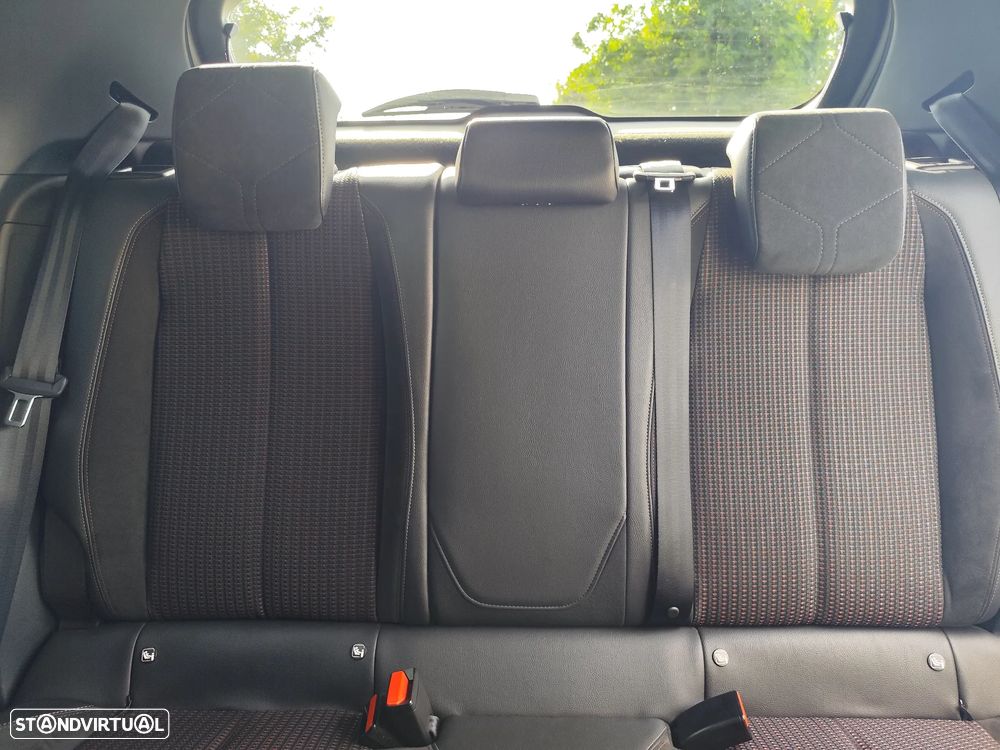 DS DS3 Crossback 1.2 PureTech Performance Line EAT8 - 16