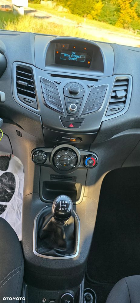 Ford Fiesta - 16