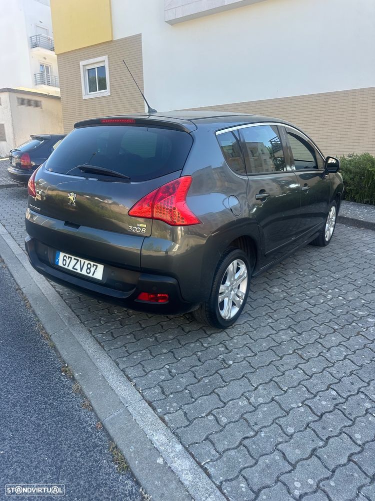 Peugeot 3008 e-HDi 115 ETG6 Stop&Start Active - 4