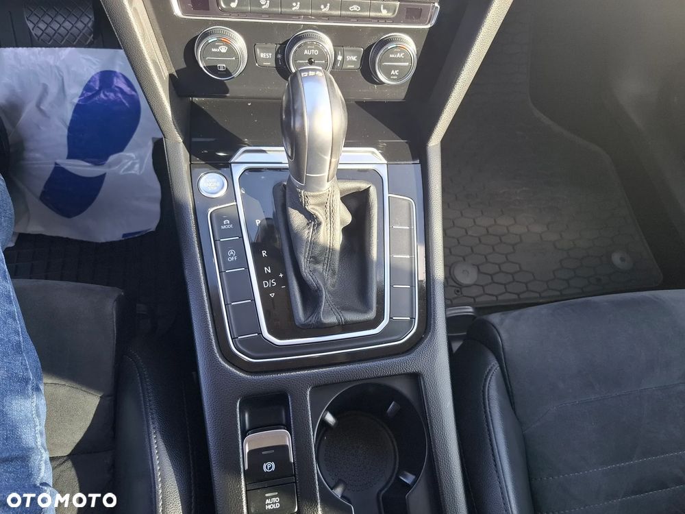 Volkswagen Passat 2.0 TDI BMT SCR Highline DSG7 - 32