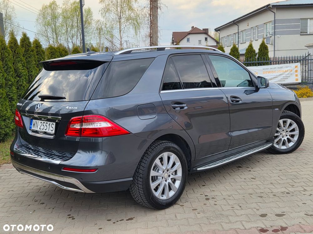 Mercedes-Benz ML 350 BlueEff 4-Matic - 36
