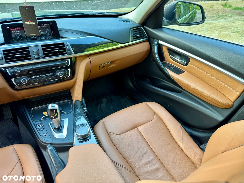 BMW Seria 3 320i GPF Luxury Line sport - 19
