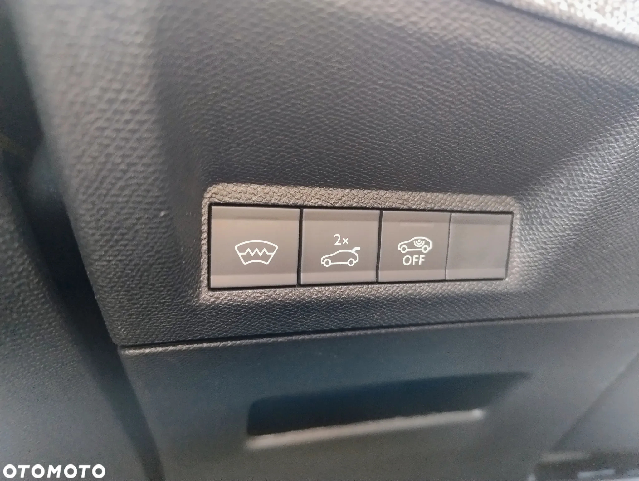 Peugeot 5008 - 14