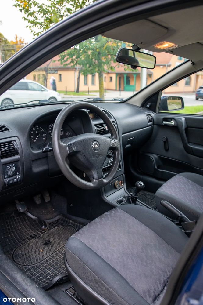 Opel Astra II 1.2 Start - 10