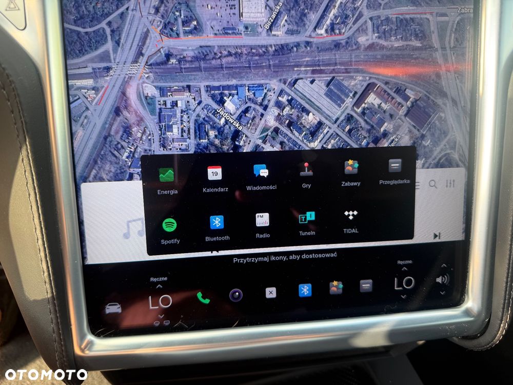 Tesla Model S - 29