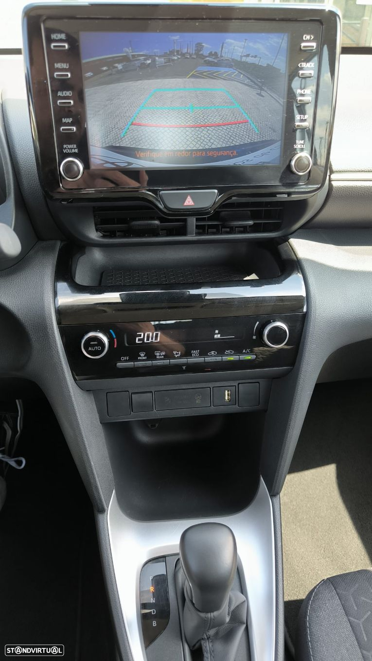 Toyota Yaris Cross - 11