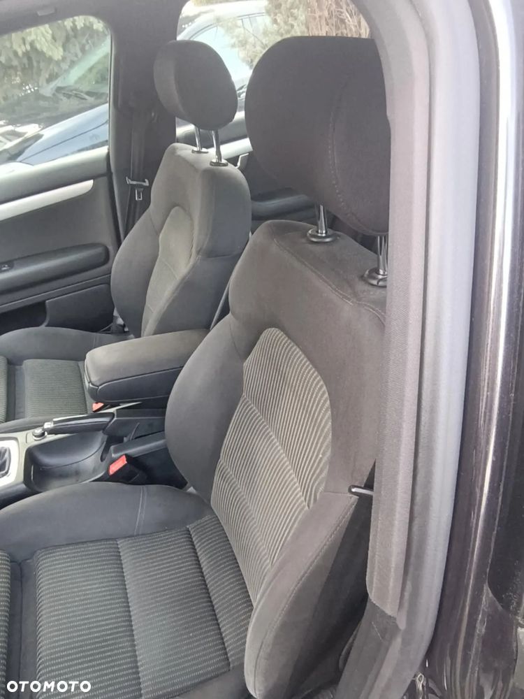 Audi A4 ver-avant-2-0-tdi-dpf - 9