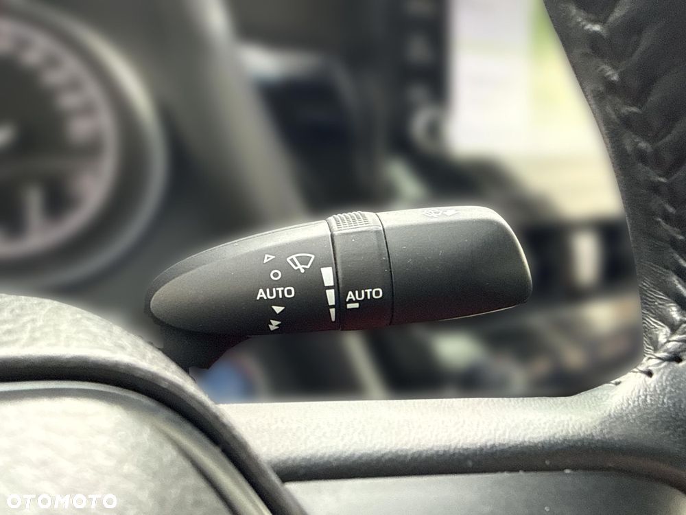 Toyota Camry 2.5 Hybrid Prestige CVT - 20