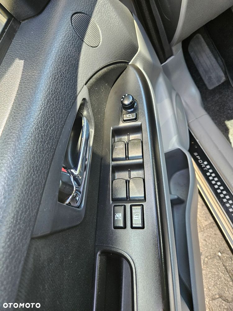 Suzuki SX4 1.6 Comfort - 23