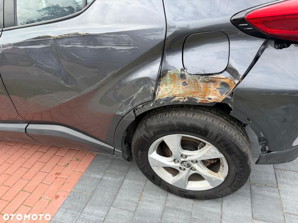 Toyota C-HR Business-Edition - 18