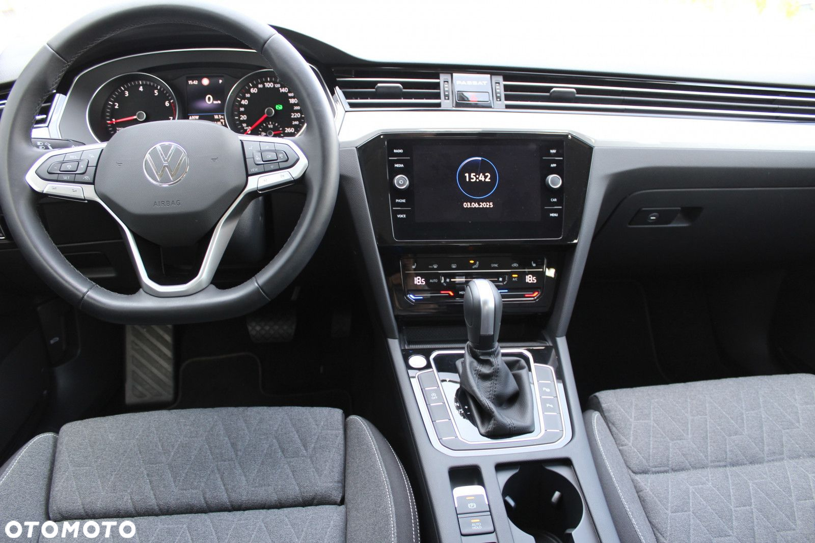 Volkswagen Passat 1.5 TSI EVO Business DSG - 5