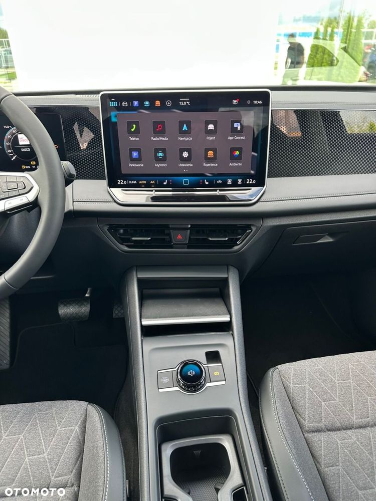 Volkswagen Tiguan - 25