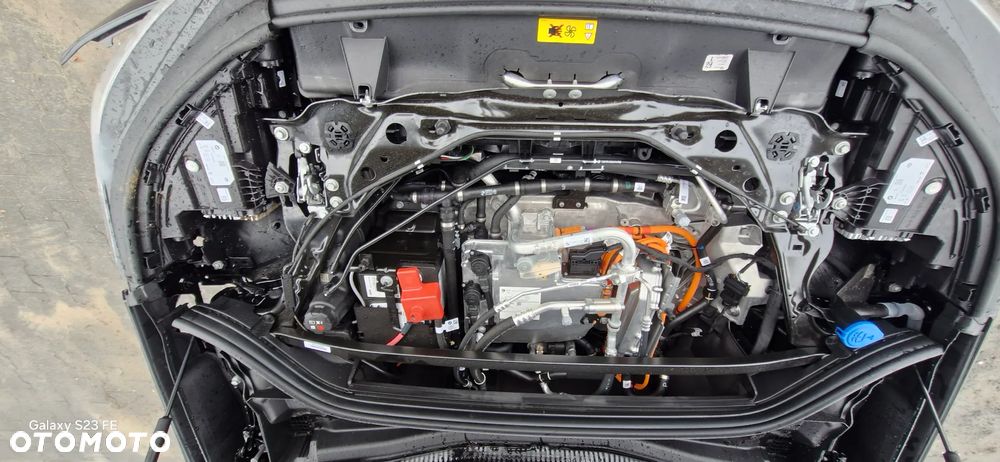 BMW iX1 eDrive20 66.5kWh M Sport - 16