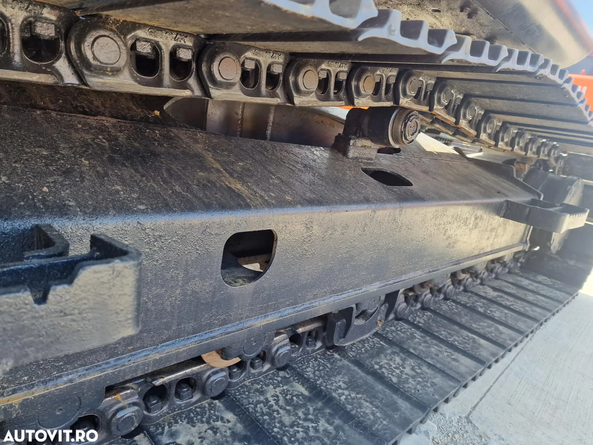 Hitachi ZX135-3.552h, 2020, LAMA NIVELARE, COMPACT in gabarit, CUPLA RAPIDA hidraulica, Int picon, Inst hidr rotire atasamente, Masa operationala 15,7t, ad sapare 6m, Ridica tevi 8,5t, camera spate si 2 laterale, consum 9l/h, sist antifurt, PROMOTIE 86900eur - 31