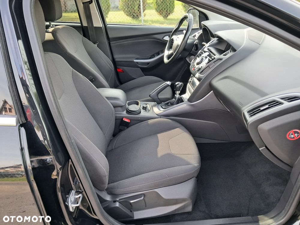 Ford Focus 1.6 EcoBoost Start-Stopp-System Titanium - 19