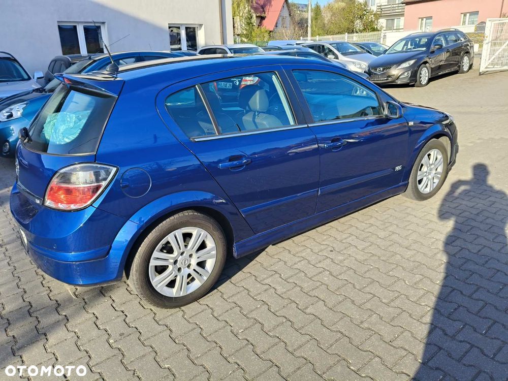 Opel Astra 1.8 Essentia - 7