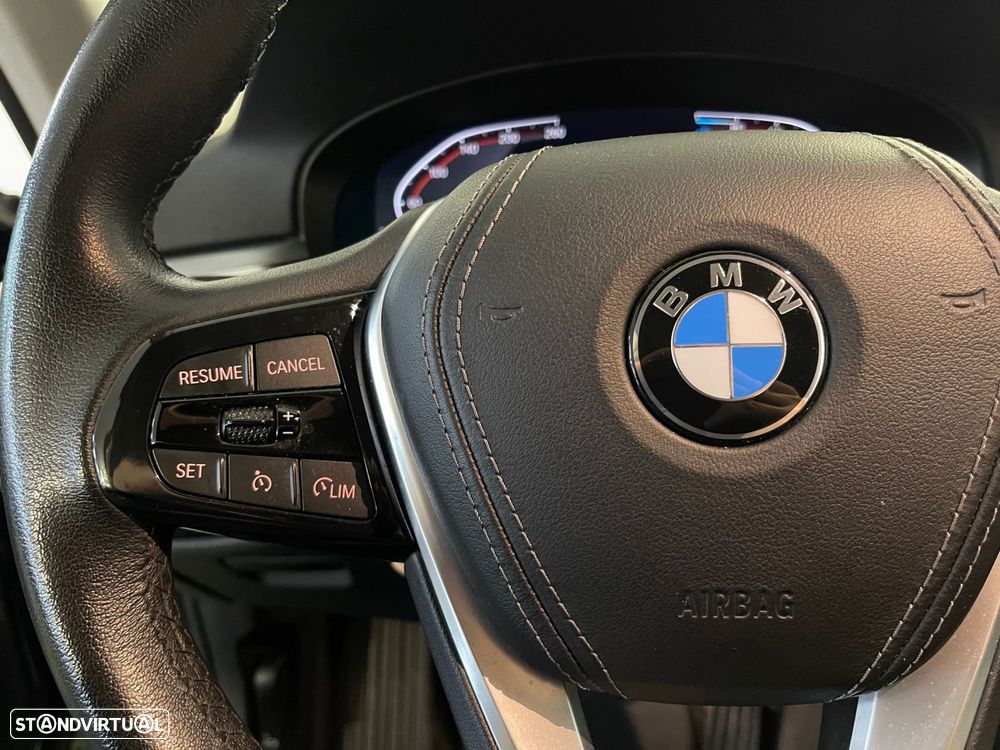 BMW 520 d Auto - 17