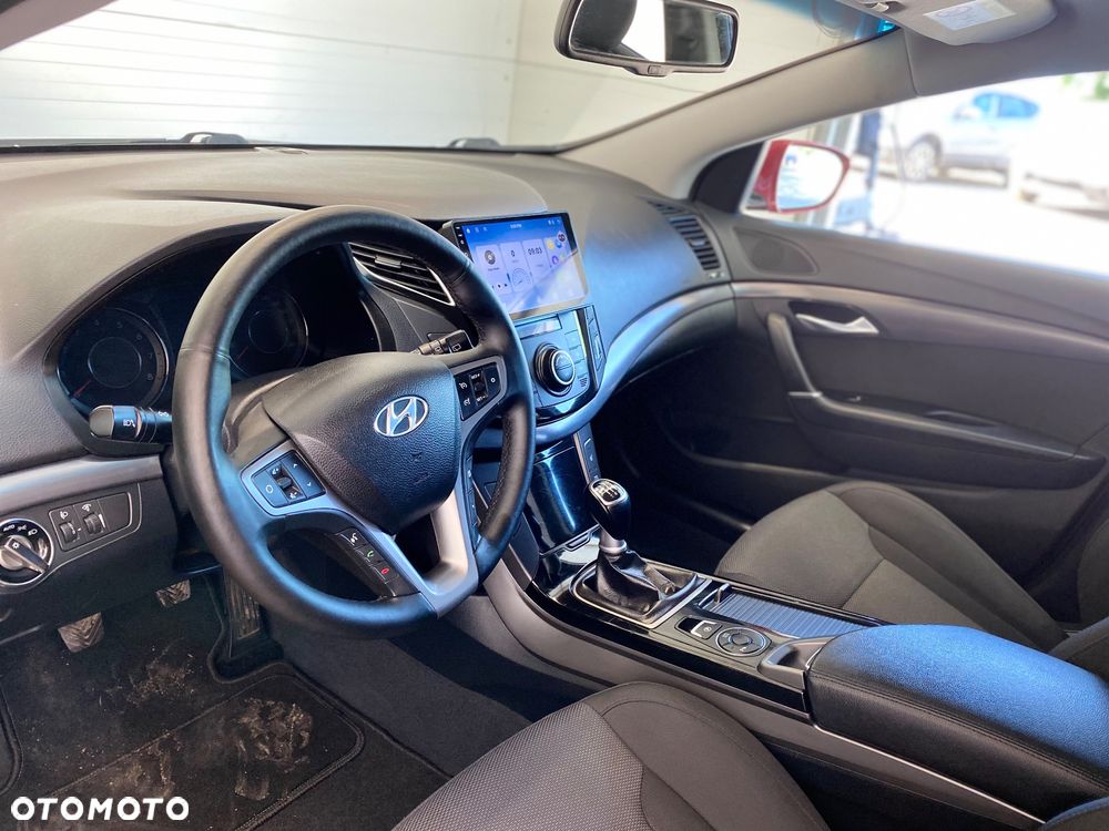 Hyundai i40 Kombi 2.0 Style - 10