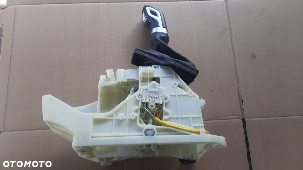 LEWAREK GAŁKA ZMIANY BIEGÓW TUCSON N-LINE 2.0 CRDI 18-21r - 5