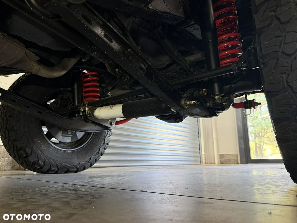 Suzuki Jimny - 35