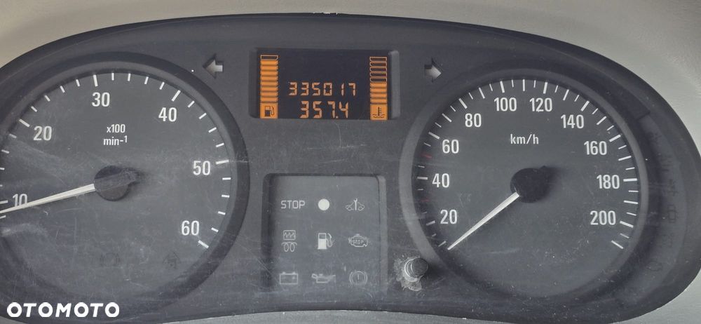 Opel Vivaro - 19