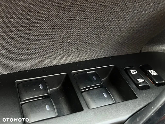 Toyota Auris Hybrid 135 Active - 37