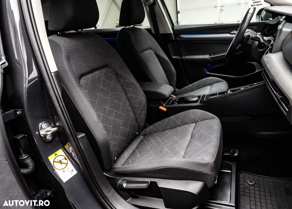 Volkswagen Golf 1.5 eTSI ACT DSG MHEV Style - 14
