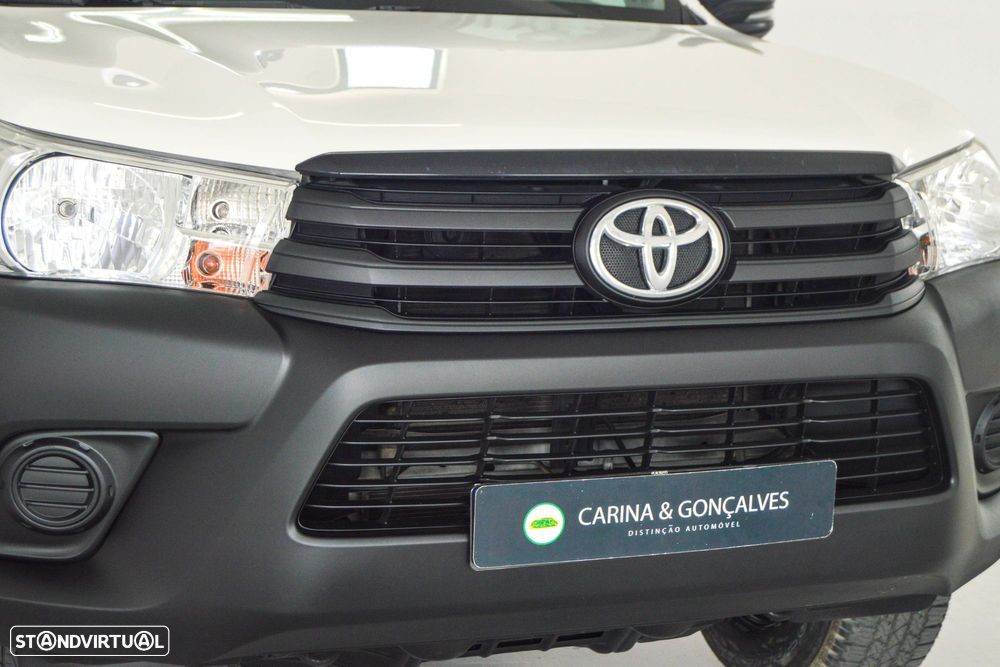 Toyota Hilux 2.4 D-4D 4X2 Cabine Extra 3L - 18