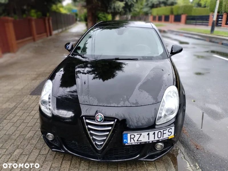 Alfa Romeo Giulietta - 2