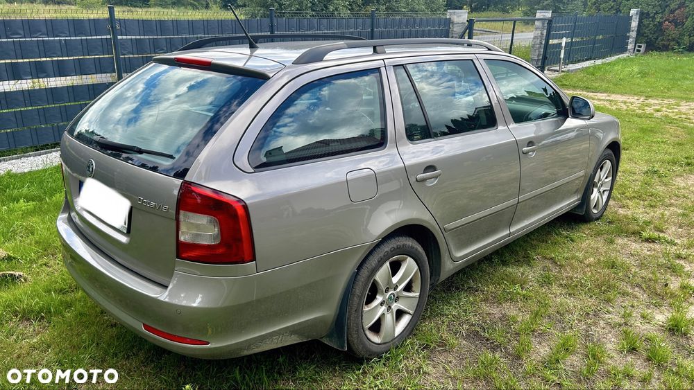 Skoda Octavia - 2