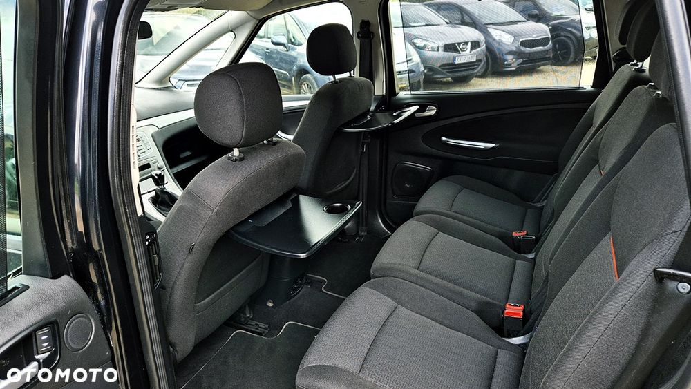 Ford S-Max 2.0 Titanium - 34