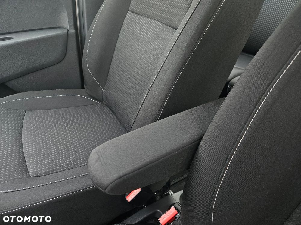 Dacia Lodgy TCe 100 GPF Comfort - 16