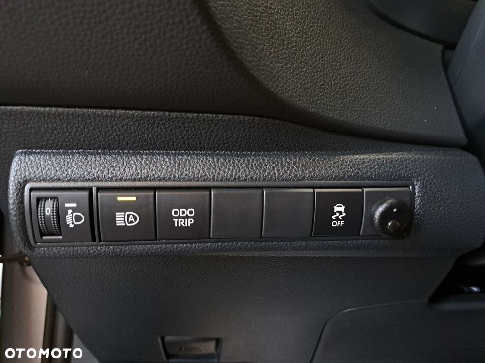 Toyota Corolla 1.8 Hybrid Comfort - 36