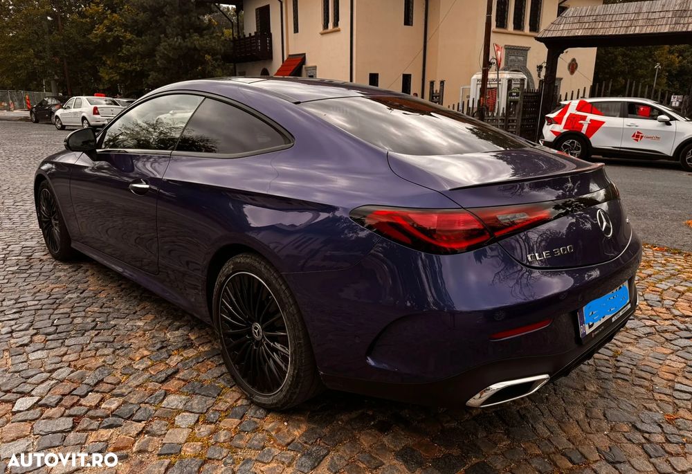 Mercedes-Benz CLE 300 4MATIC Coupe Aut. MHEV - 3