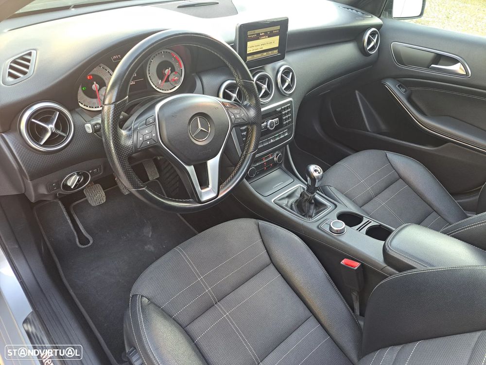 Mercedes-Benz A 180 CDI (BlueEFFICIENCY) Urban - 19