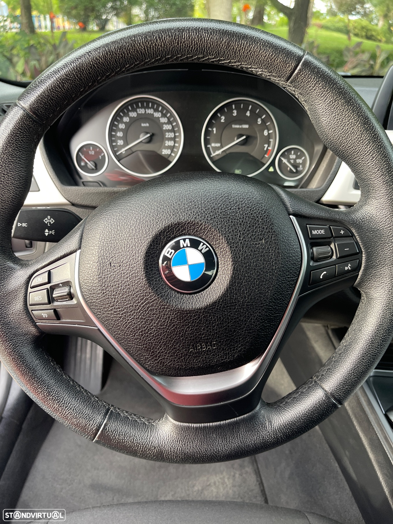 BMW 330 e iPerformance Advantage - 10