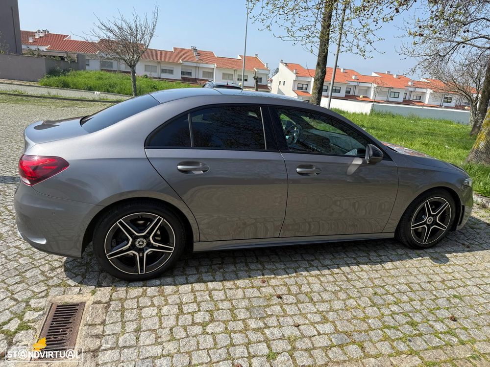 Mercedes-Benz A 200 Limousine AMG Line Aut. - 4