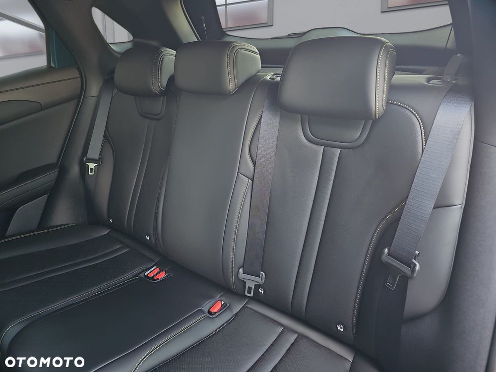 BYD Atto 2 DM-i - 14